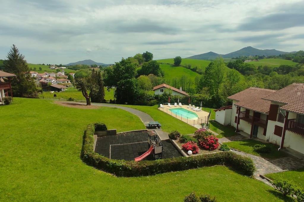 Cambo Les Bains Piscine Vue Montagnes Apartment Souraide Exterior photo